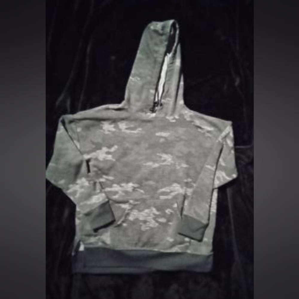 Sweat shirt